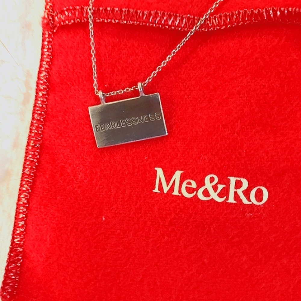Fearlessness Necklace~Mariska Hargitay~Joyful Heart~Charitable Foundation~Me&Ro